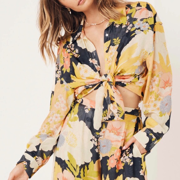 Spell and the Gypsy Collective Tyler Shirt Large SOLD OUT!!!!!! - Picture 3 of 5